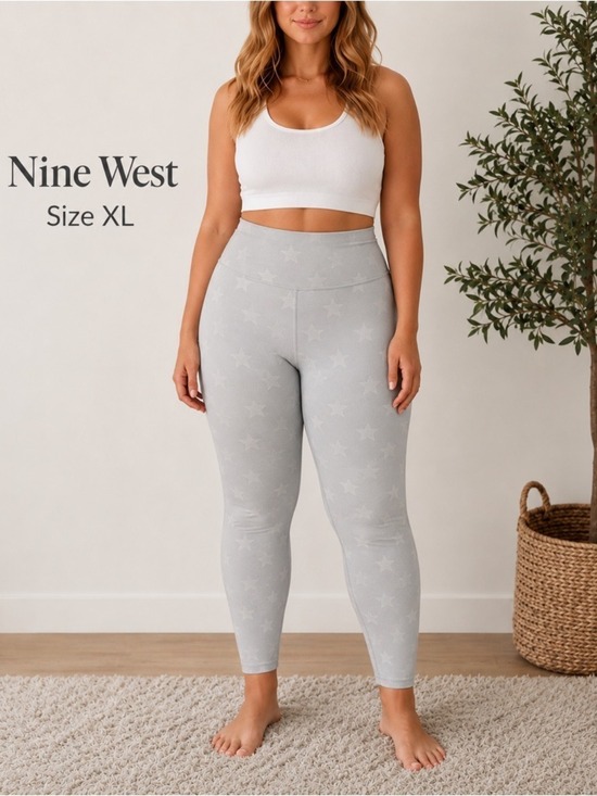Nine West Pants - Nine West Active leggings light gray with stars
Pull on Woman XLarge